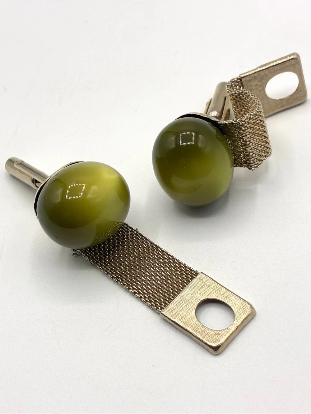 Vintage Green Lucite Cabochon Mesh Wrap Around Cufflinks Gold Tone MCM